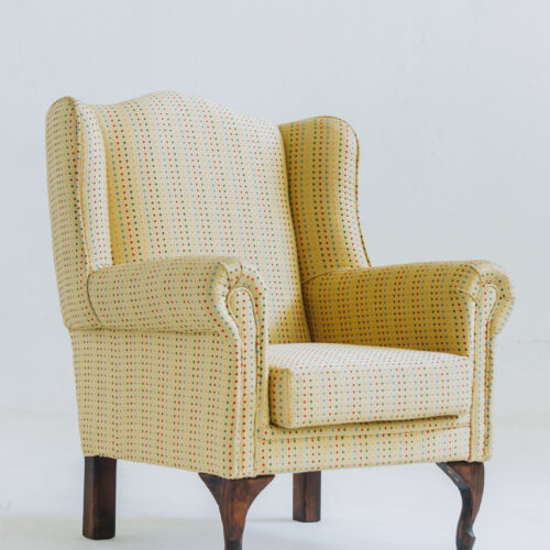 Karin Wingback